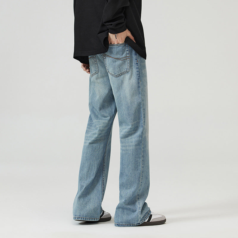 Light Wash Relaxed Jeans